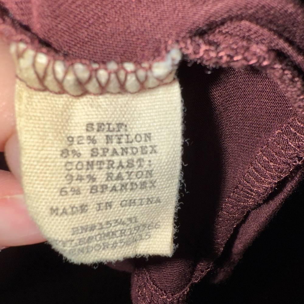 Gimmicks by BKE Burgundy Lace Women's Blouse - Picture 5 of 8